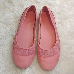 Patagonia Maha breathable coral flats